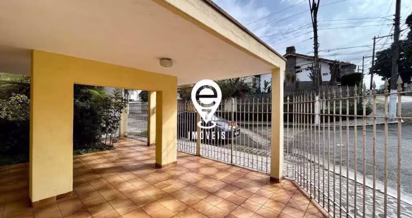 Sobrado à Venda na Vila Mariana – 3 Dormitórios, 2 Vagas e Muito Conforto!