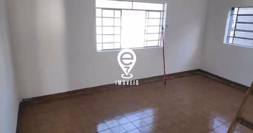 Casa com 2 quartos para alugar na Rua Matuim, Jardim Oriental, São Paulo