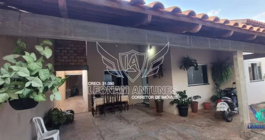 Casa com 3 quartos à venda na Rua 30, Estância Boa Vista, Caldas Novas
