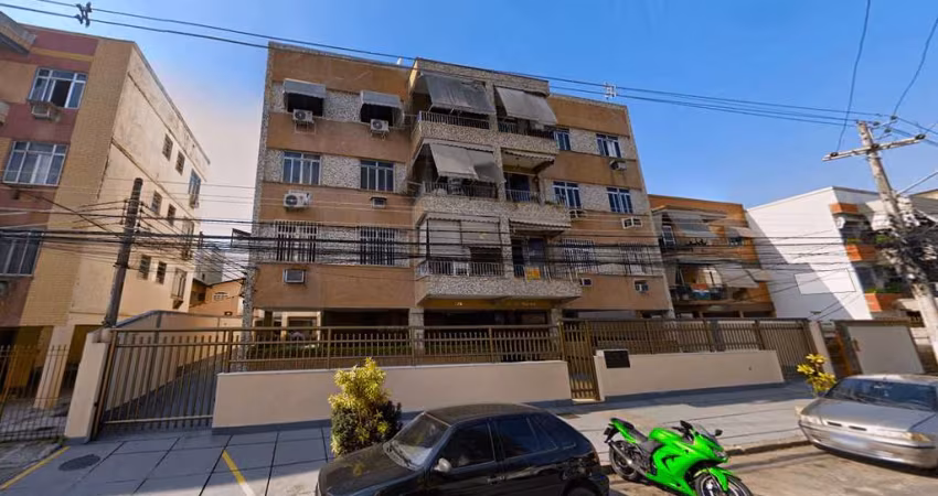 Apartamento com 2 dormitórios à venda, 69 m² por R$ 420.000 - Vila Valqueire - Rio de Janeiro/RJ