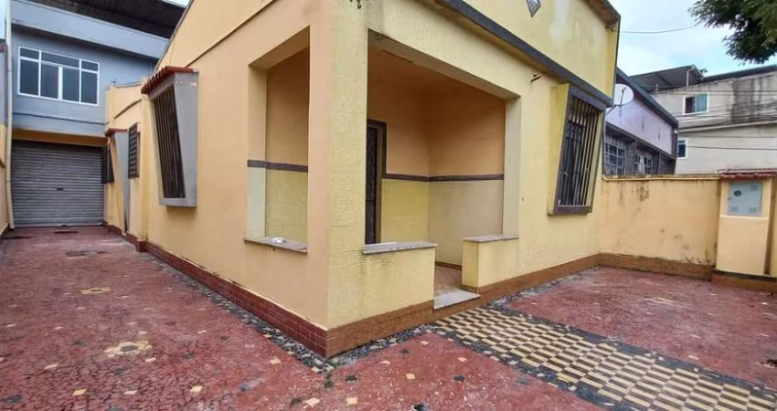 Casa com 2 dormitórios à venda, 120 m² por R$ 390.000 - Bento Ribeiro - Rio de Janeiro/RJ