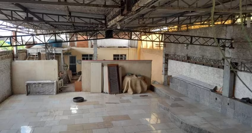 Galpão à venda, 500 m² por R$ 1.500.000 - Marechal Hermes - Rio de Janeiro/RJ
