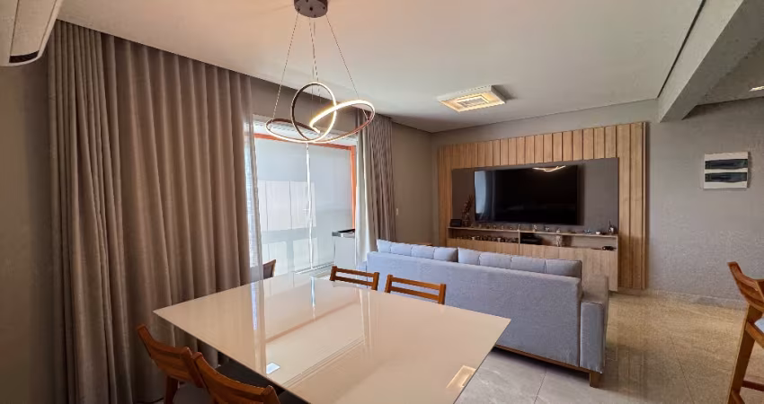 Lindo Apartamento andar alto e bem localizado