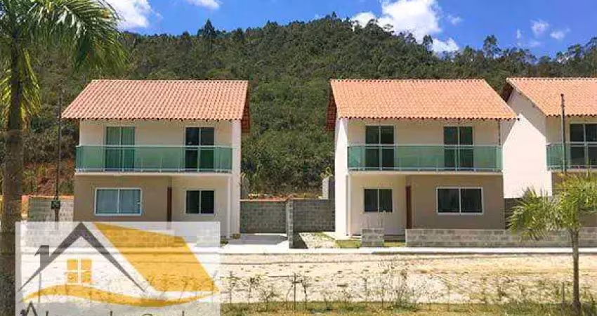 Casa Duplex com 2 quartos e 1 suíte em Varginha