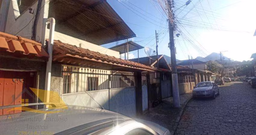 Vendo Casa na Vila Guarani com 3 quartos e 1 Suíte