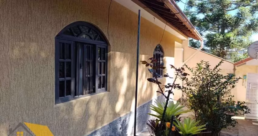 Vendo casa independente com quintal e garagem na praça da furunfa