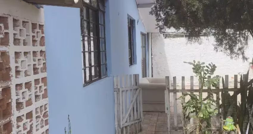 Casa 3q construída na melhor localização do bairro atuba