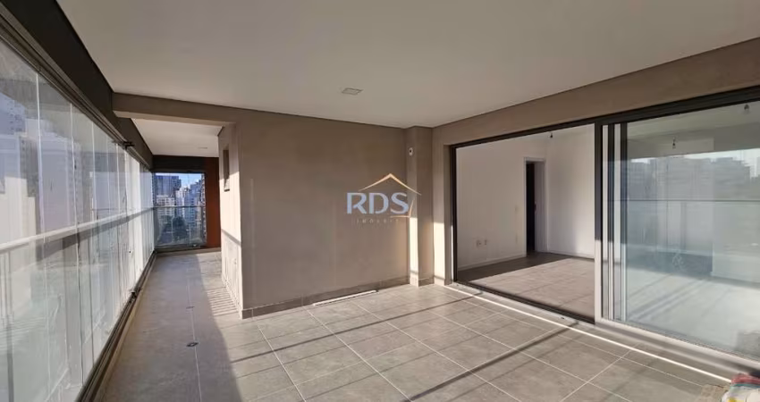 Apartamento de alto padrão com 3 suítes e 2 vagas na melhor localização de Santo Amaro, São Paulo-SP!