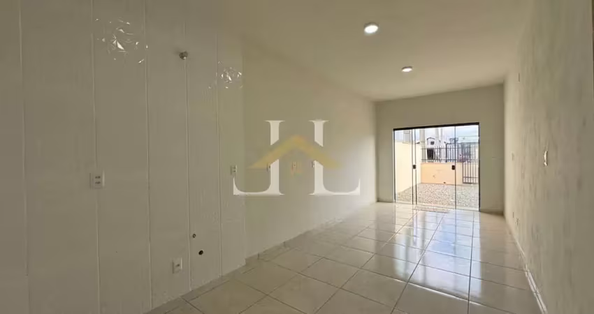 Casa com 2 quartos para alugar na Rua 1019, 300, Itajubá, Barra Velha