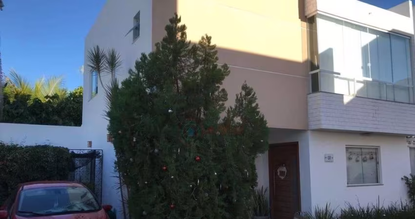 Casa à venda no bairro BURAQUINHO em Lauro de Freitas/BA