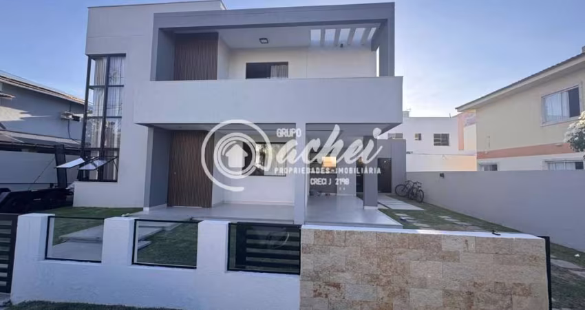 Casa Duplex 3/4 com planejados no Condomínio Foz Joanes