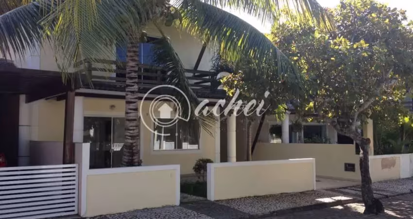 Casa de Condomínio 4/4 nascente à venda em Buraquinho