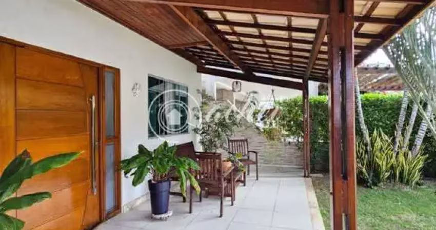 Casa em condomínio fechado com 4 quartos à venda na Rua Carlos Conceição, Sn, Buraquinho, Lauro de Freitas
