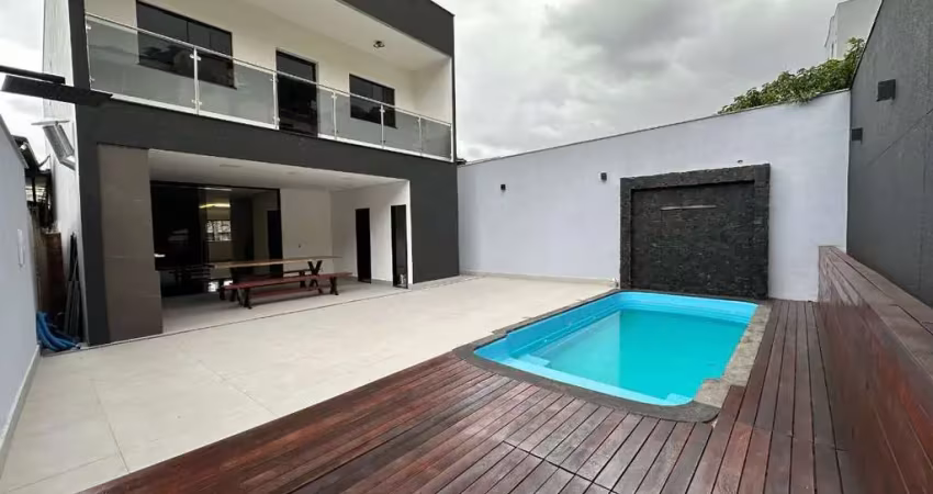 Casa com 4 quartos à venda no Tropical, Contagem 
