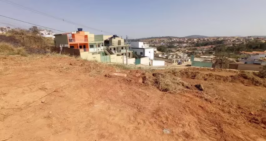 Terreno à venda no São Pedro, Esmeraldas 