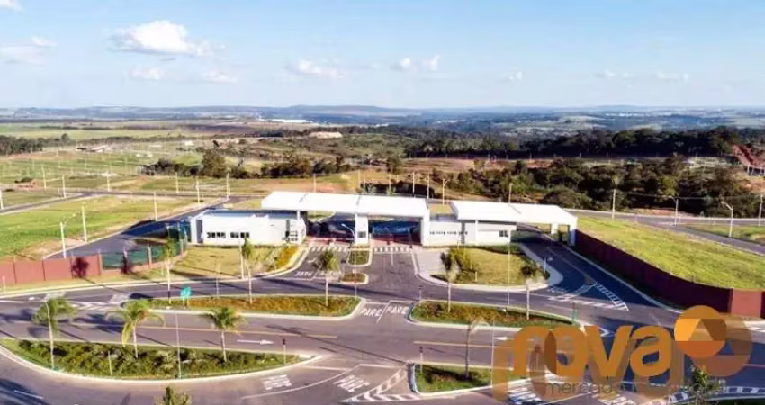 Terreno em condomínio fechado à venda na Rodovia GO 020, 1122, Jardins Porto, Senador Canedo