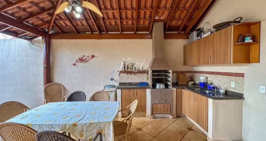 Casa térrea no condominio Aroeira