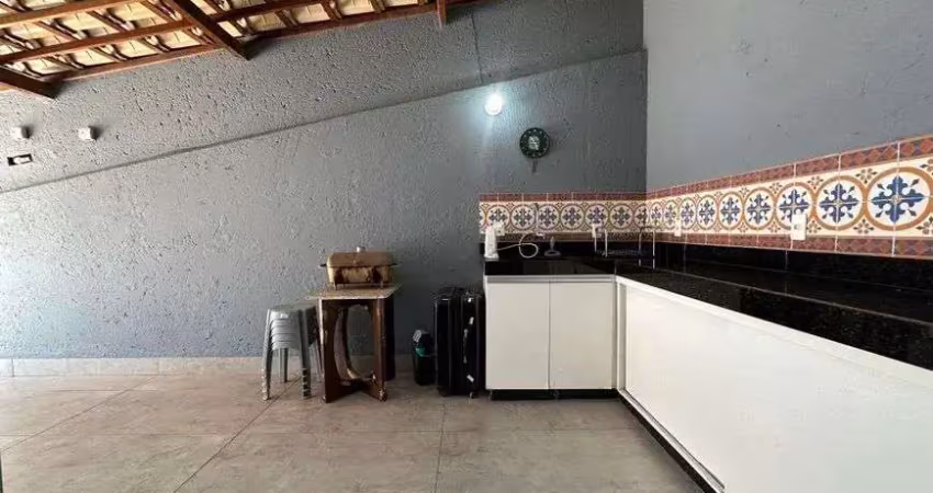 Area privativa * apartamento area grande * armários garagem 3 carros peq prox ouro preto manacas bh