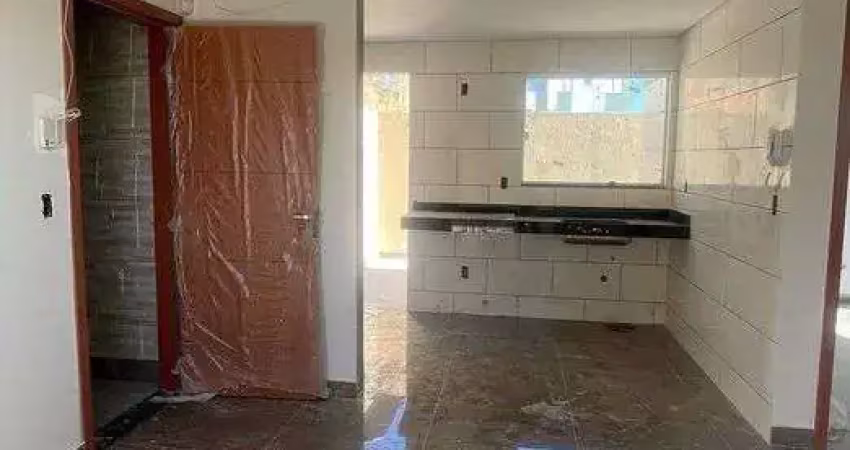 Apartamento com pequena área privativa com 2 quartos ,1 vaga sob pilotis