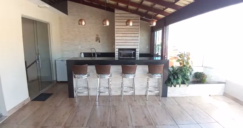 Cobertura jardim riacho 4 quartos 2 suítes 2 vagas montada c área gourmet