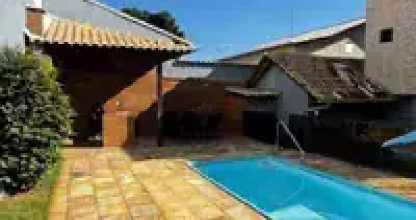 Casa bairro santa branca 320m2  5 quartos 2 suites 5 banheiros
