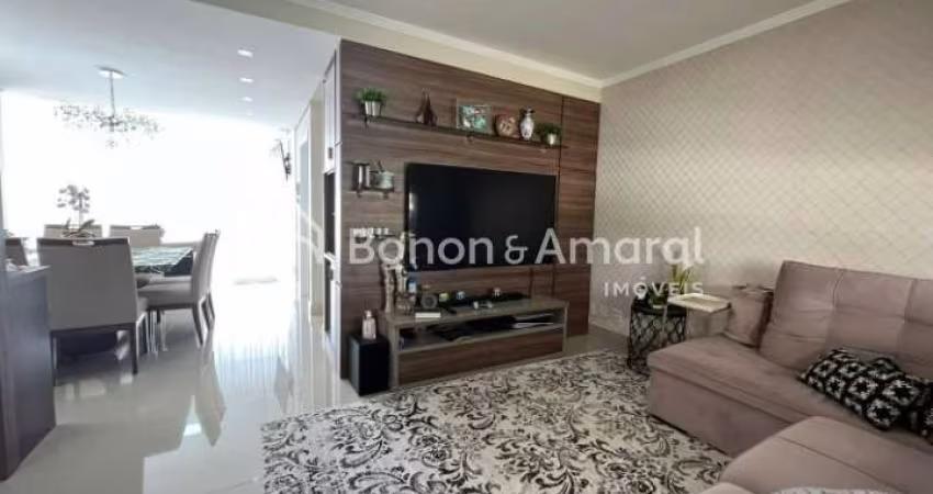 Casa de condomínio com 137 m² e 3 quartos