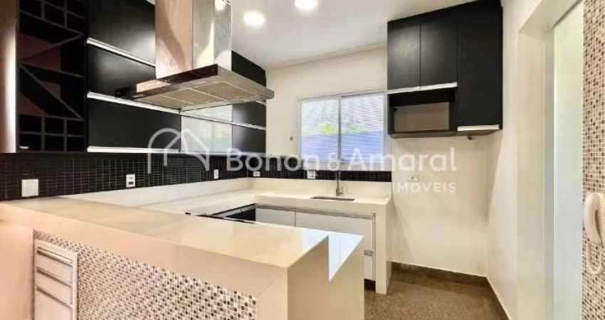 Casa a venda no Condomínio Jabuticabeiras - Morumbi