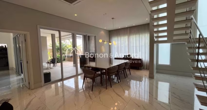 &amp;#34;Luxuosa Casa à Venda em Condomínio de Alto Padrão em Valinhos - SP&amp;#34;