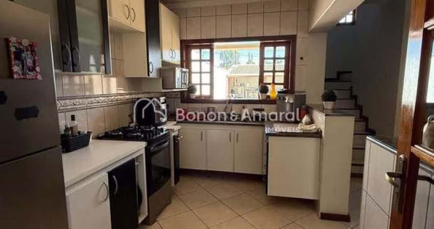 Casa a venda sobrado com piscina em Betel, Paulínia, SP
