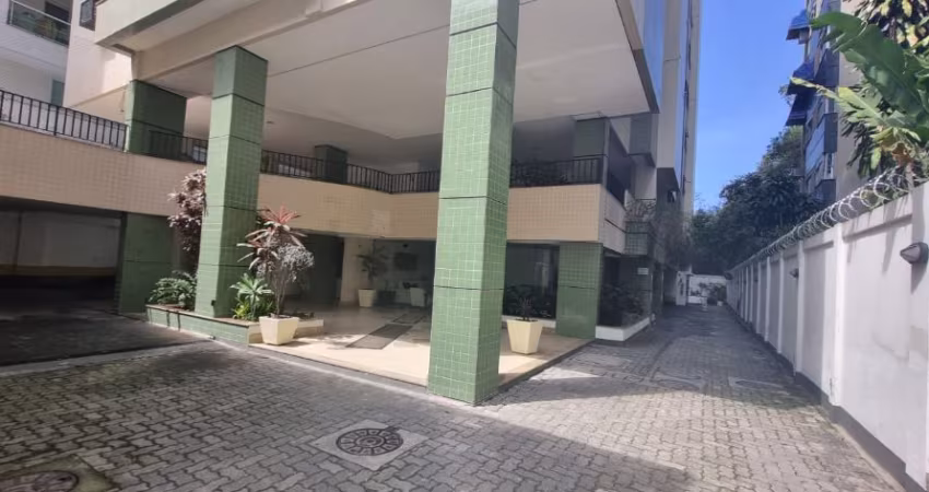 LINDO APARTAMENTO NO CORAÇÃO DE SANTA ROSA