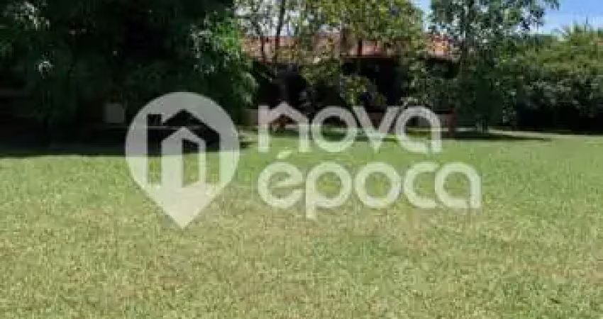 Casa em condomínio fechado com 6 quartos à venda na Rua Gênova, Praia Seca, Araruama
