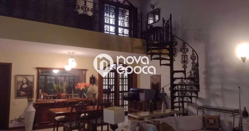 Casa com 4 quartos à venda na Rua Canavieiras, Grajaú, Rio de Janeiro