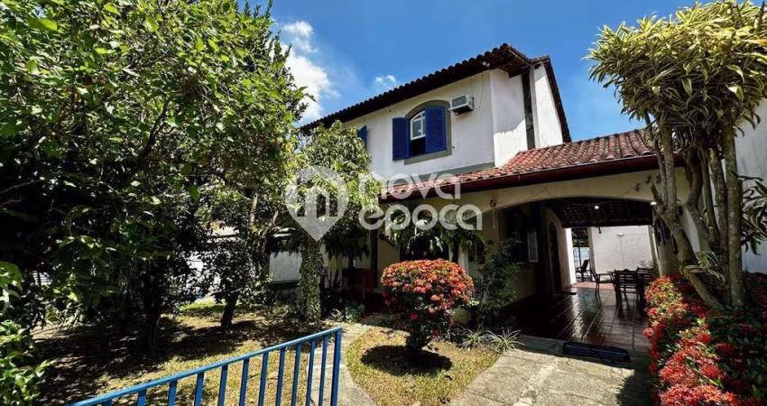 Casa em condomínio fechado com 4 quartos à venda na Rua Fritz Feigl, Jacarepaguá, Rio de Janeiro