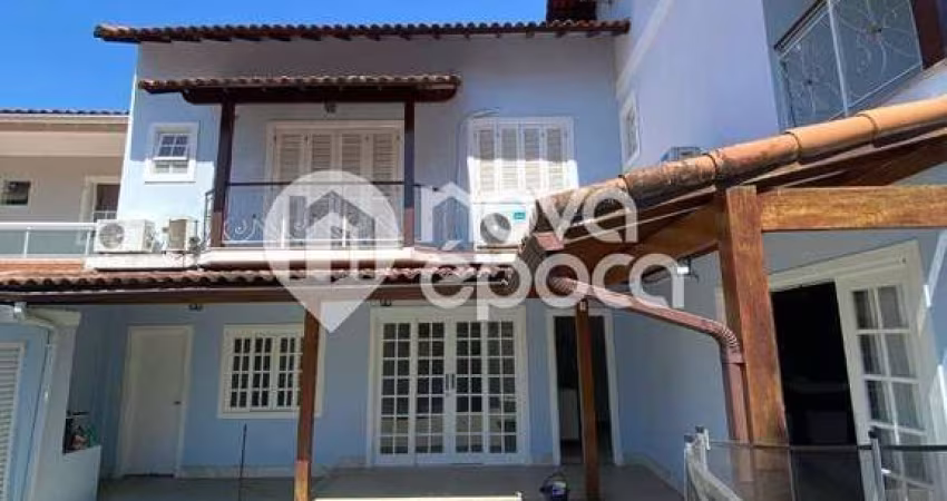 Casa em condomínio fechado com 5 quartos à venda na Estrada da Barra da Tijuca, Itanhangá, Rio de Janeiro