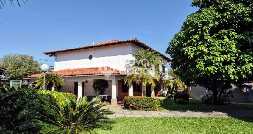 Casa com 4 quartos à venda na Rua Pajuçara, Cocotá, Rio de Janeiro
