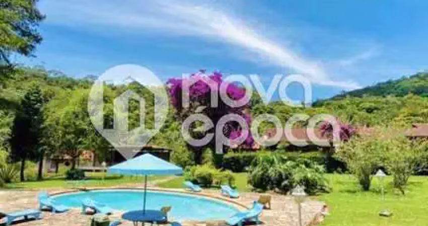 Casa com 3 quartos à venda na Estrada da Vargem Grande, Fazenda Inglesa, Petrópolis