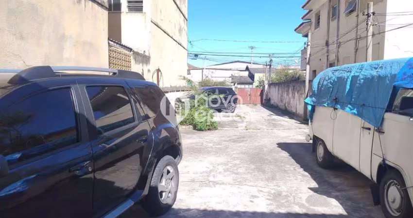 Casa com 2 quartos à venda na Rua André Azevedo, Olaria, Rio de Janeiro