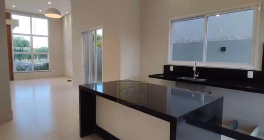Casa / Sobrado em Condomínio no Residencial Portal do Sol em Holambra