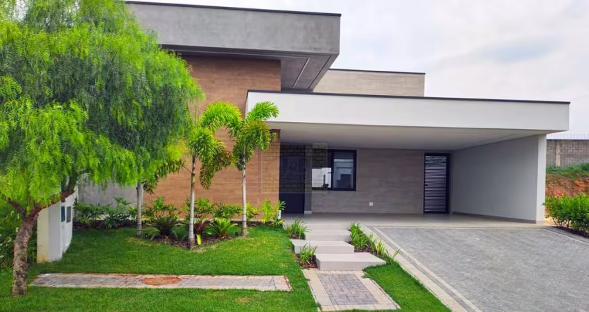 Casa / Sobrado em Condomínio no Residencial Portal do Sol em Holambra
