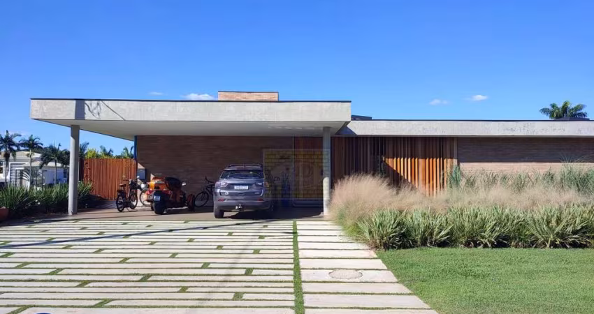 Casa / Sobrado em Condomínio no Palm Park em Holambra