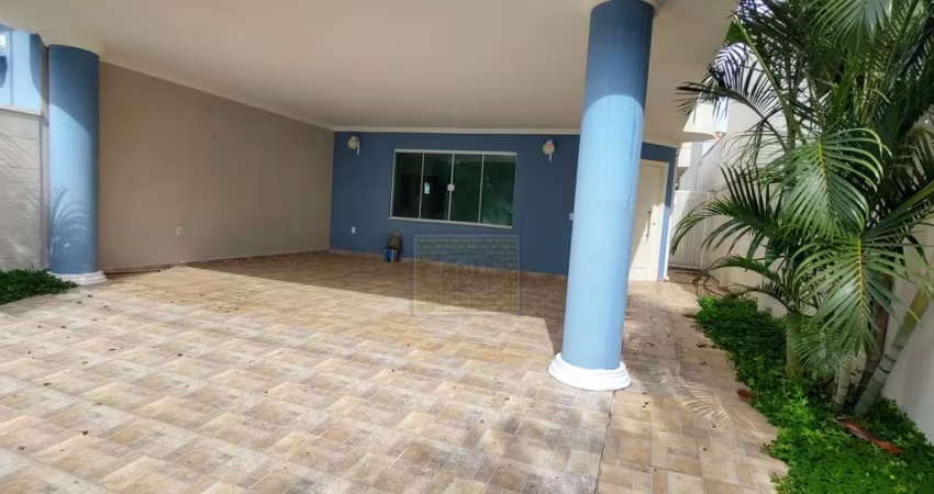 Casa / Sobrado em Condomínio no Residencial Nova Holanda em Holambra