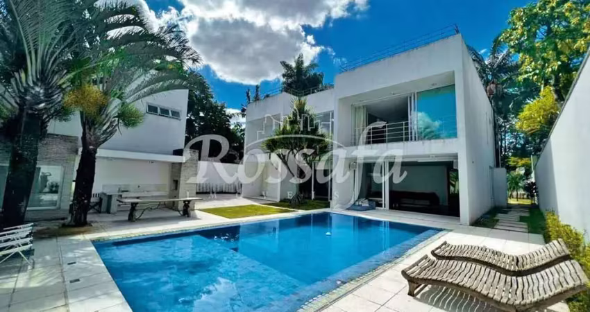 Casa com 4 quartos para alugar no Jardim América, São Paulo 