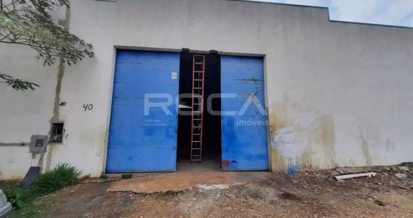 Alugue agora um amplo Barracão Comercial em Jardim Guanabara, São Carlos