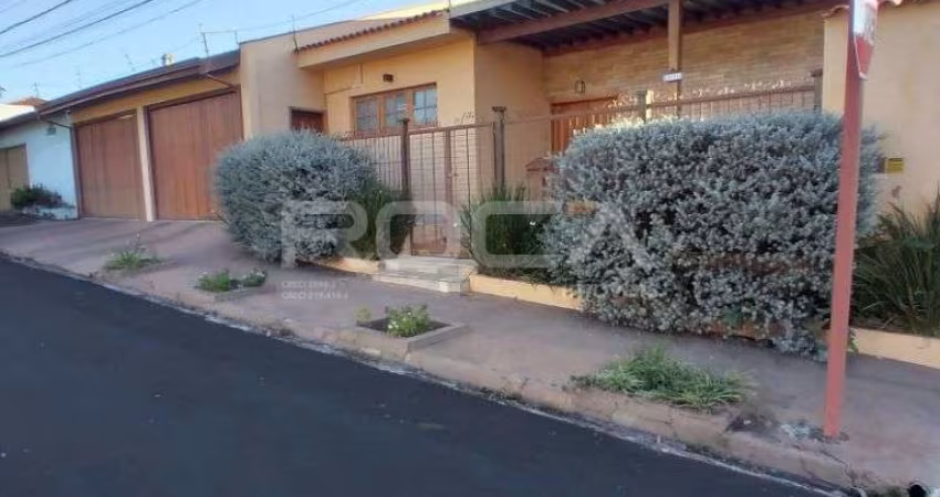 linda casa, com aquecedor sola, fotovoltaica, ar condicionado, armários em todos os cômodos, portões eletrônicos