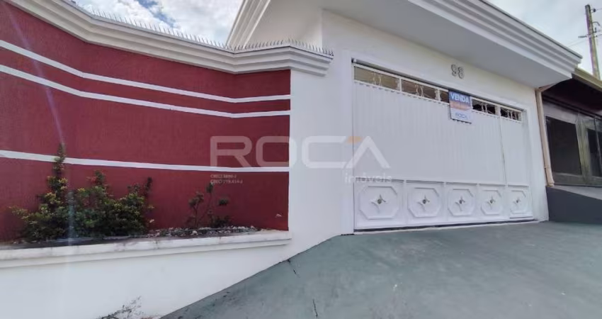 Casa padrão à venda e locação no Jardim Hikare, São Carlos - 3 dormitórios e suíte