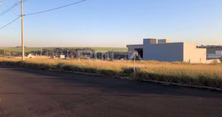 Terreno à venda na Rua Milton Rogério Linari, 13, Monjolinho, São Carlos