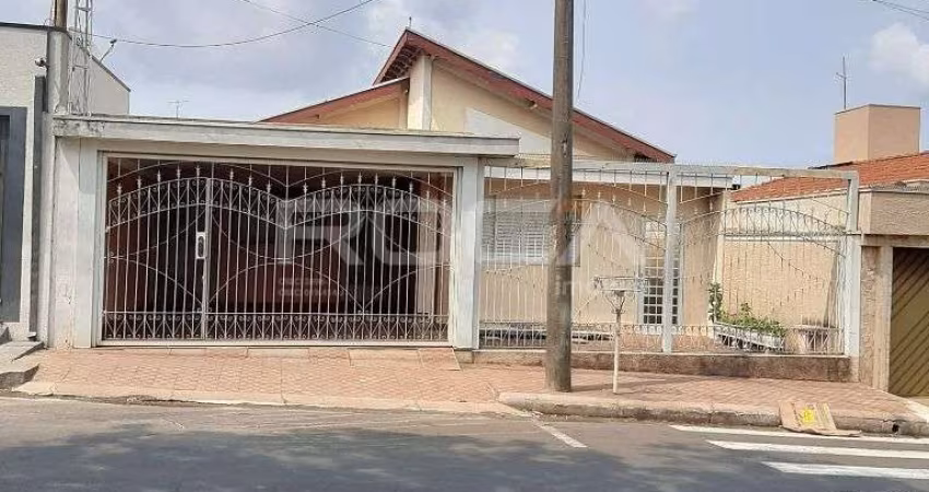 Casa com 3 quartos à venda na Avenida Grécia, 628, Vila Prado, São Carlos
