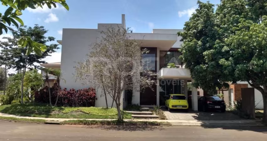 Amplo Sobrado de Luxo no Damha I - São Carlos | 4 Suítes, 4 Vagas