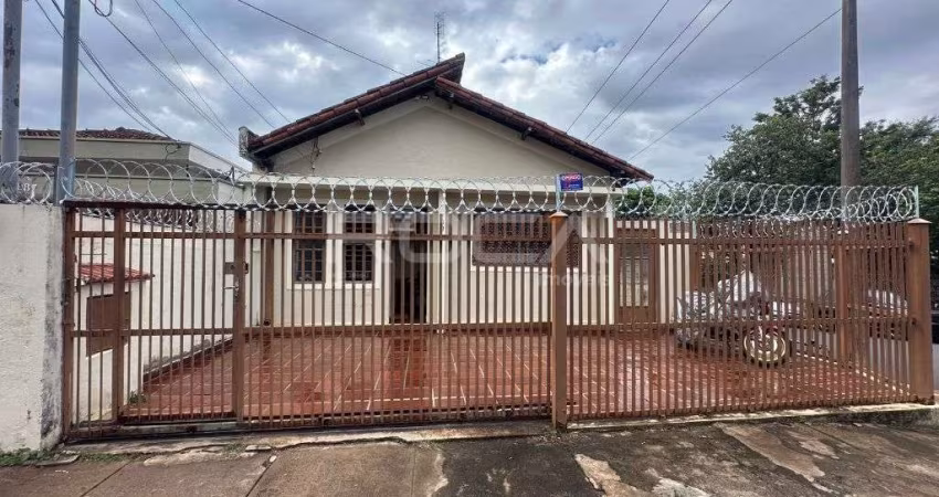 Casa padrão com 3 dormitórios no Centro de São Carlos