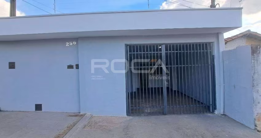 Casa Padrão em São Carlos - Jardim Paulista: 2 dormitórios, 2 banheiros, 2 garagens